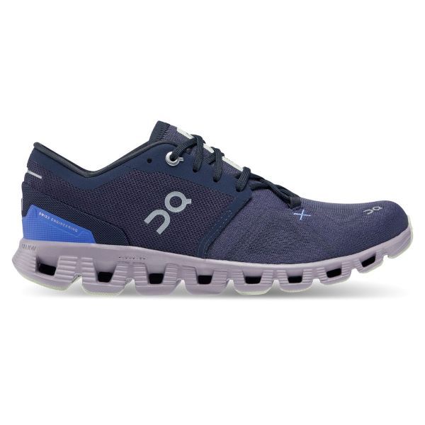 Lateral view of the Women's ON Cloud X 3 in Midnight / Heron