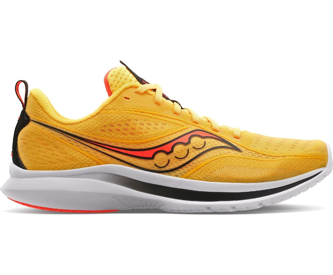 Lateral view of the Women's Kinvara 13 by Saucony in Vizigold