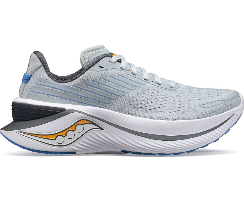 Lateral view of the Women's Endorphin Shift 3 by Saucony in the color Granite/Horizon