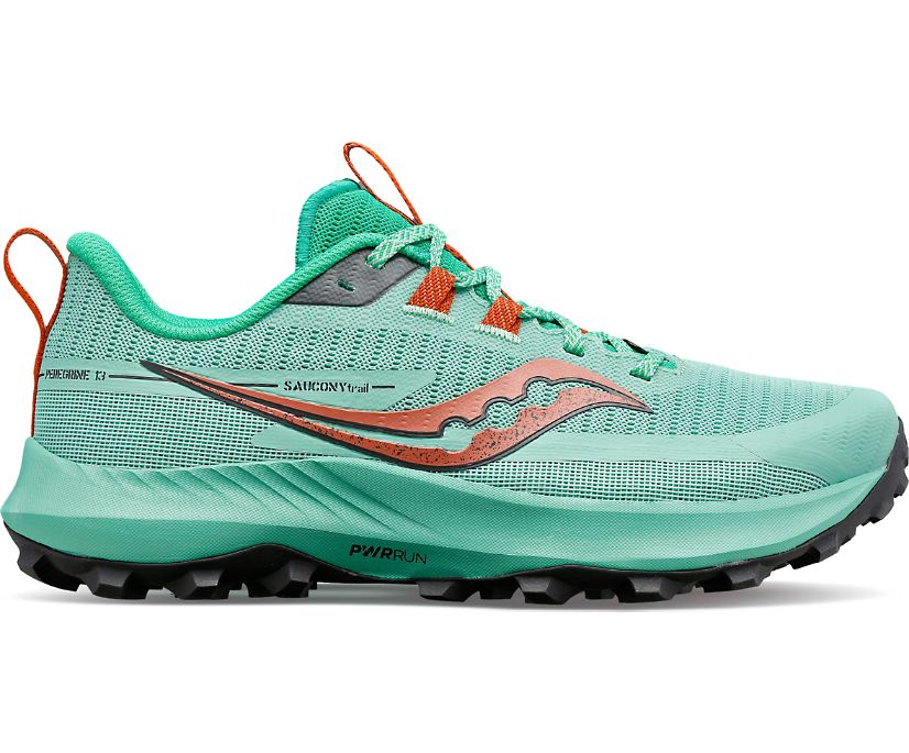 Lateral view of the Women's Peregrine 13 trail runner in the color Sprig/Canopy