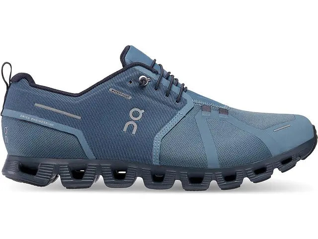 Lateral view of the Men's Cloud 5 Waterproof by ON in the color Metal / Navy