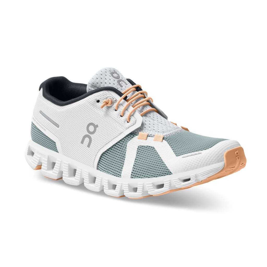 Front angle view of the Women's ON Cloud 5 Push in the color White/Cobble