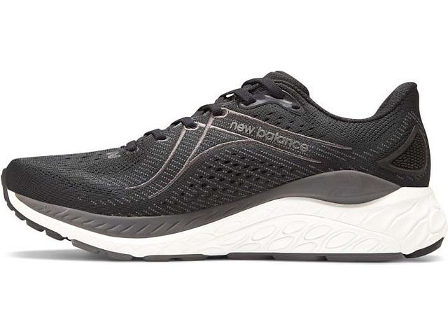 Medial view of the Men's New Balance 860 V13 in the color Black/White