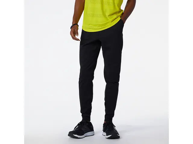 Front view of the Men's New Balance Q Speed Jogger in Black